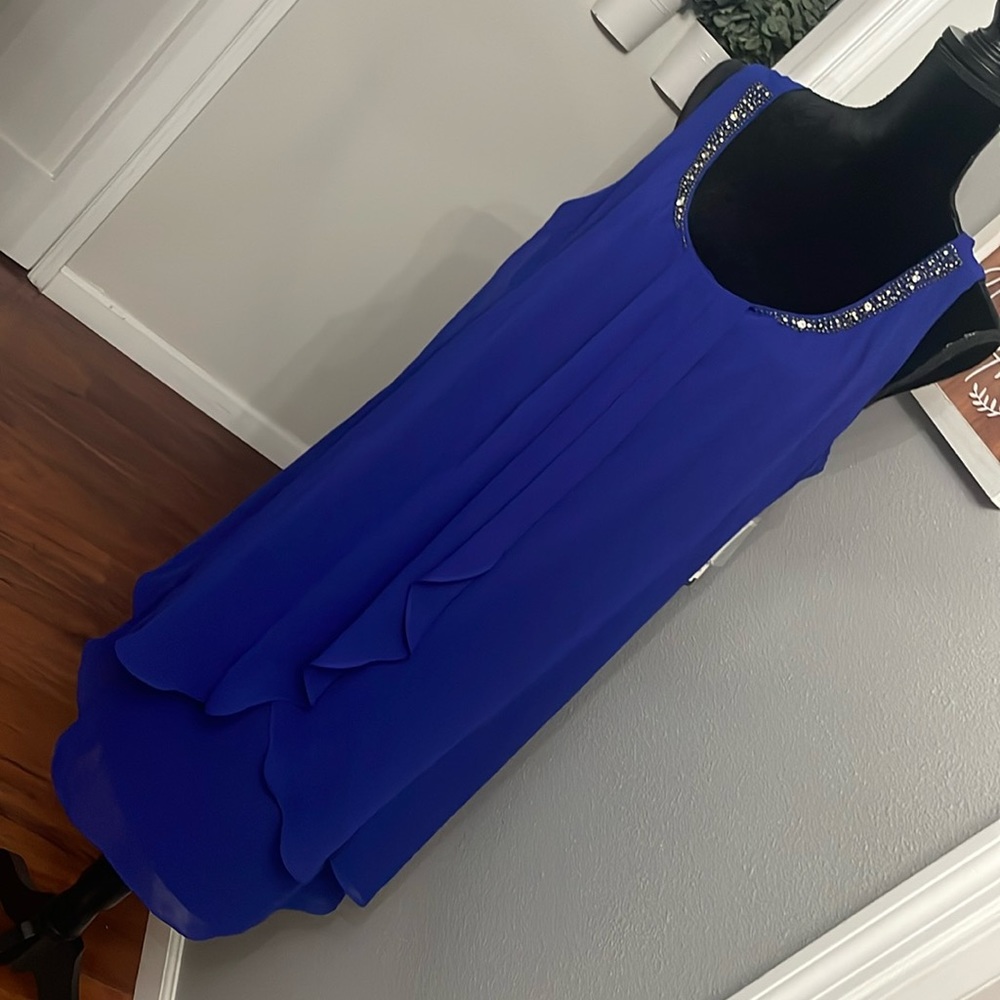 SLNY Women's Dress Midnight Blue Sheath
Rhinestone.